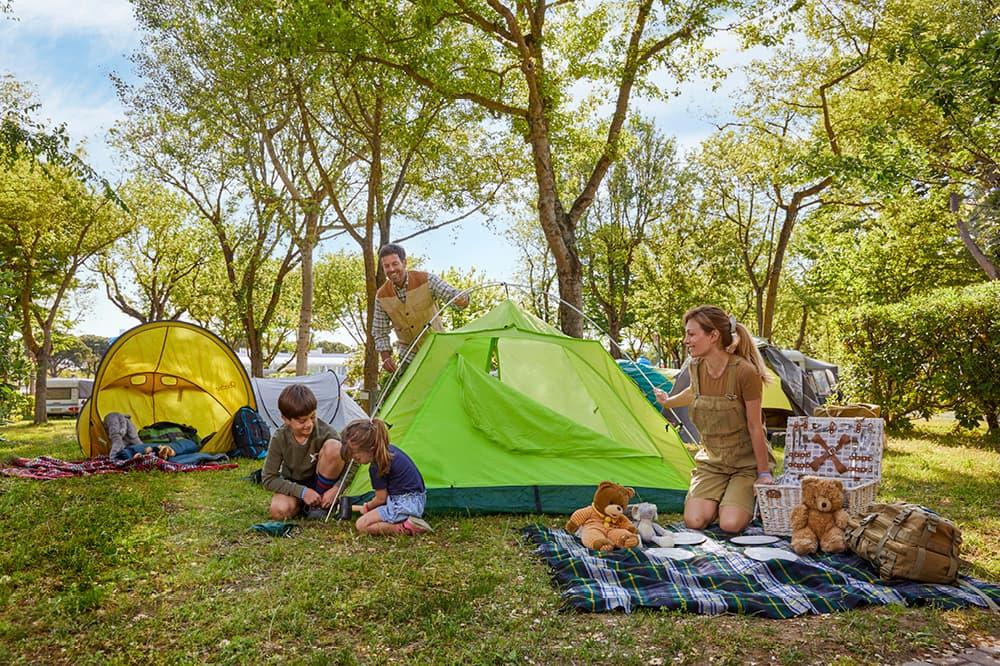 Top 20 Camping Essentials Every Family Should Bring