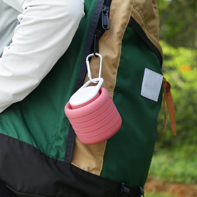 Collapsible Silicone Water Bottle, 600ml Portable Foldable Sports Bottle with Carabiner, Food Grade Silicone and PP (dusty pink)