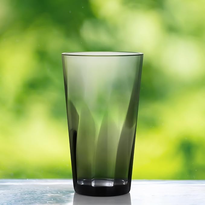 ALIMOTA Plastic Drinking Glasses, Premium Quality Durable BPA-Free Water Tumblers, 20-Ounce Reusable Cups, Stackable Restaurant-Style Drinking Glasses for Water, 8 Pack