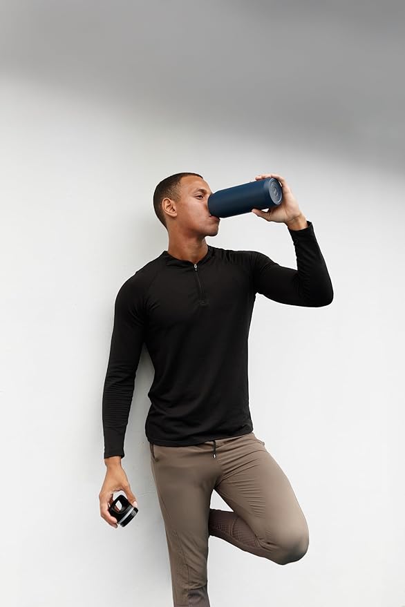 ZULU Base 32oz Stainless Steel Water Bottle with 3 Lids- Straw, Chug, Twist | Double Walled and Vacuum Insulated Metal Thermos | For Gym, Outdoor | Built in Carry Loop, Dishwasher Safe, Navy