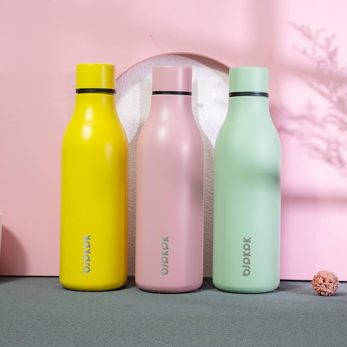 BJPKPK Insulated Water Bottles, 18 oz Stainless Steel Metal Water Bottle with Strap, BPA Free Leak Proof Jugs, Mugs, Flasks, Reusable Thermal Flasks for Sports & Travel, Yellow