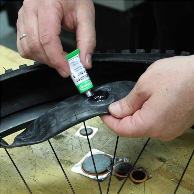 Slime 1022-A Tube Rubber Patch Kit, for Bikes and Other Inflatables, Contains, 5 Patches, Scuffer and Glue (Pack of 2)