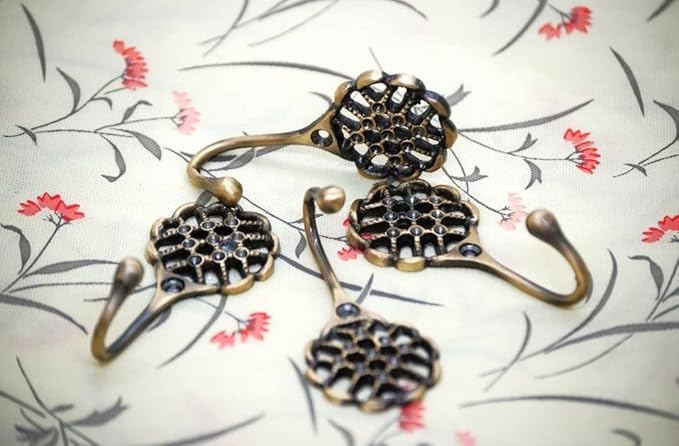 FAPBADRI Multipurpose Hooks, Used to Hang Clothes, Bags, Coats, Curtain Hold Backs, Keys, Colour - Antique Gold, Material - Brass, Mesh Design, Screws and Wallplugs Included, Pack of 2 Pieces