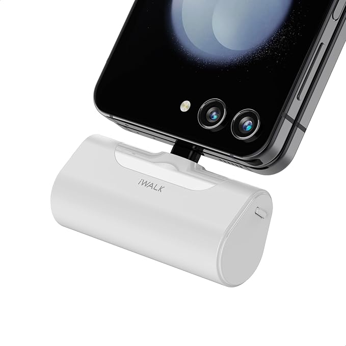 iWALK Small USB-C Portable Charger, 4500mAh Portable Charger for iPhone 17/16/15 Series Power Bank for Samsung Galaxy S25/S24/S23 Ultra, Z Flip 5, Note, Moto, LG, Google Pixel, White