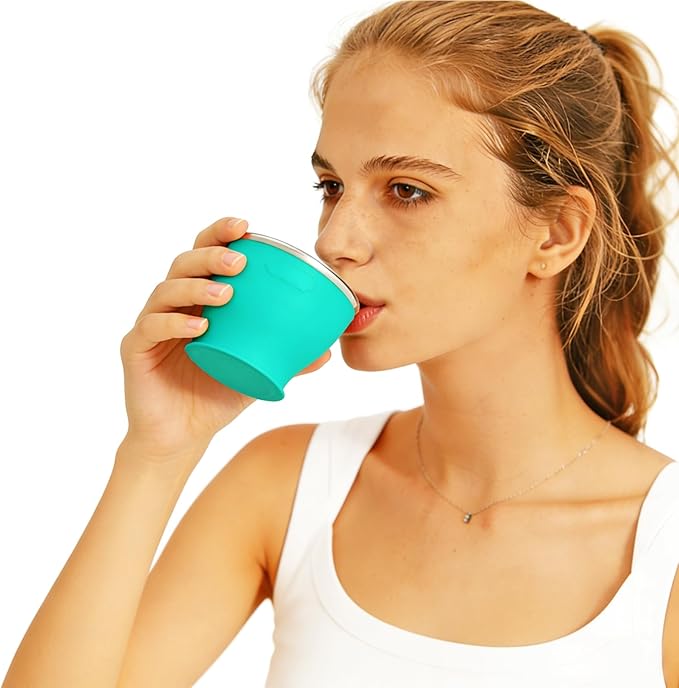 Collapsible Travel Cup, BPA-Free Reusable Water Cup, Lightweight Drinking Cups with Lids and Carrying Strap, Dishwasher Safe Silicone Cups for Camping, Travel, Airports, Hotel (Turquoise)