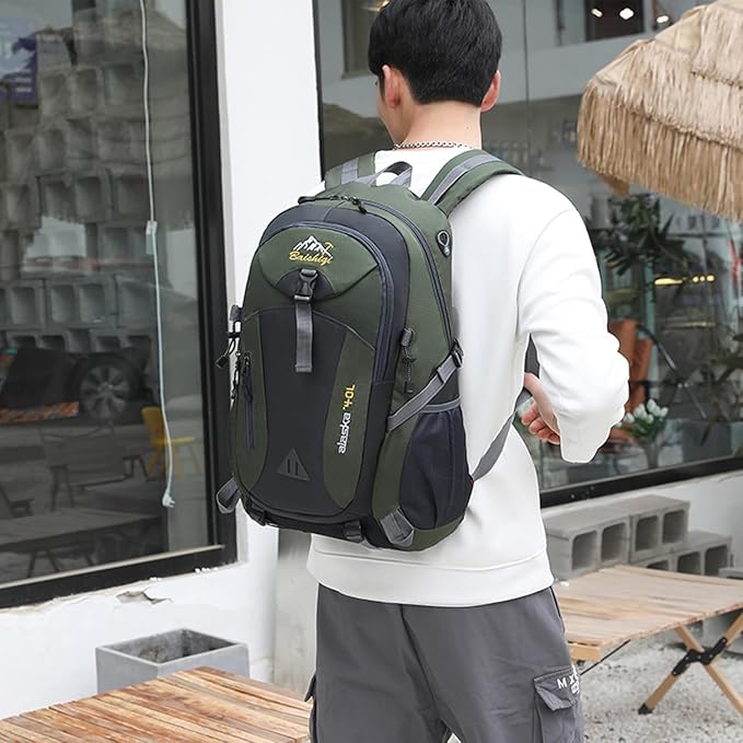 40L Hiking Backpack, Lightweight Daypack for Men Women, Polyester Rucksack, Breathable Backpack with Multi Pockets for Camping Walking Commuting Outdoor Short Trips-Green