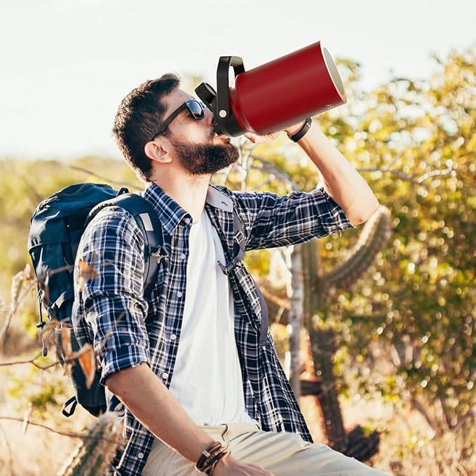WATERSY Half Gallon Water Bottle Insulated(Cold for 48 Hrs),BPA Free&Leak Proof,64oz Stainless Steel Water Jug/Flask,Big thermo,Large Water Bottle with Handle for Gym,Hiking,Camping,Red
