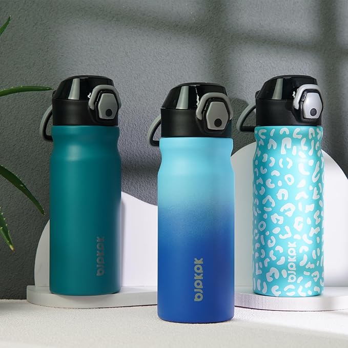 BJPKPK Water Bottle with Straw 18oz Insulated Water Bottles Reusable Stainless Steel Metal Thermal Flask with Leak Proof Lockable Lid and Carry Handle,Sky