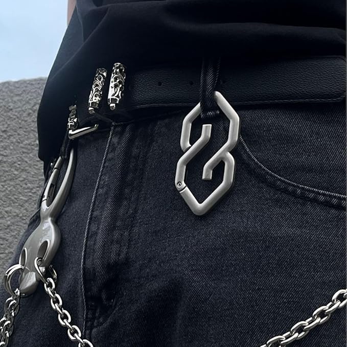 Gothic Keychain - Cute Carabiner Clip, Cool Y2K Fashion Carabiner for Keys, Backpacks, Cars & Daily Decoration