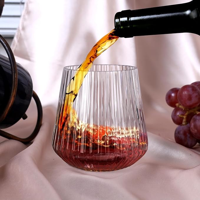 Lueumxc 40 Pack Plastic Ribbed Wine Glasses, 14Oz Origami Disposable Wine Glasses Unbreakable Clear Plastic Cocktail Glasses Recyclable Shatterproof Reusable Wine Cups (14oz 40pack)