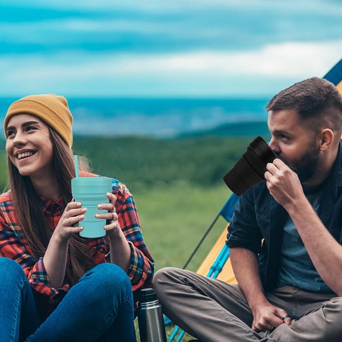 12 oz Collapsible Travel Cup with Lid, Silicone Foldable Drinking Cup for Camping Hiking,Portable Silicone Water Bottle for Hot and Cold Beverages with Straw- Green