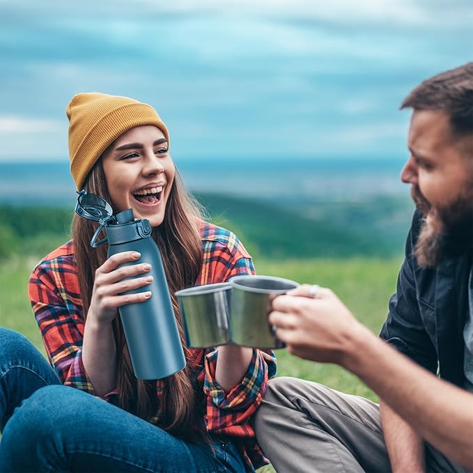 Insulated Water Bottle 24 oz with Dustproof Lid, Carry Handle & Tea Infuser, BPA-Free & Leakproof, Stainless Steel Water Bottles Ideal for Fitness, Hiking, Office & Outdoor Use （Navy Blue ）