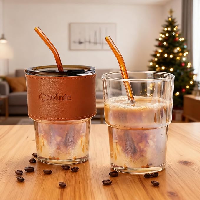 2 PCS Iced Coffee Cups with Lids, 15Oz/450ml Glass Cups With Lids and Straws, Iced Coffee Glasses Tumbler, Thick Wall Glass Mug For Tea Water With 2 Straw And Leather Sleeve, Xmas Gifts (Amber)