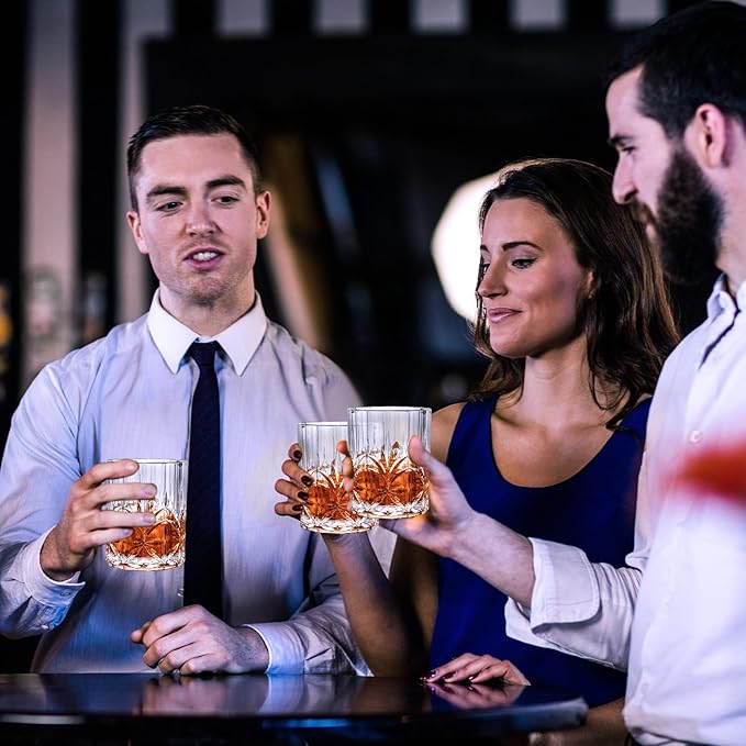 4 Sets Plastic Whiskey Glasses 14 oz Unbreakable Whiskey Drinking Glasses Old Fashioned Cocktail Cups Plastic Water Tumblers Clear Wine Cup Shatterproof Short Tumbler for Indoor Outdoor