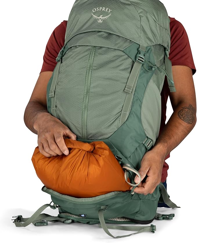 Osprey Stratos 44L Men's Hiking Backpack - Lightweight Backpacking Pack with Waterproof Raincover - Camping Bag, Raven Black