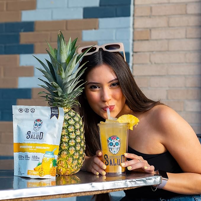 Salud 2-in-1 Hydration Packets + Immunity Electrolytes Powder, Pineapple - Agua Fresca Drink Mix, Elderberry, Dairy & Soy Free, Non-GMO, Gluten Free, Vegan, Low Calorie, 1g Sugar (15 Servings)