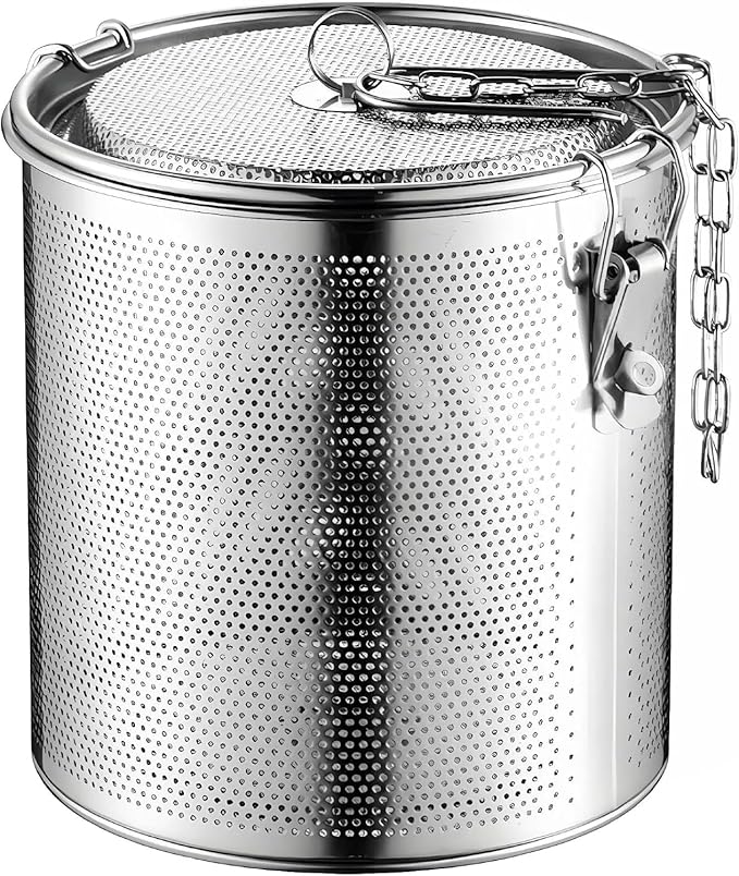 Stainless steel cylindrical seasoning filter, Multi purpose spice filter, Mesh Design Tea Ball Strainer Soup Seasonings Seperation Basket Filter with Chain Hook for Home Restaurant (14 * 14CM/2.154L)