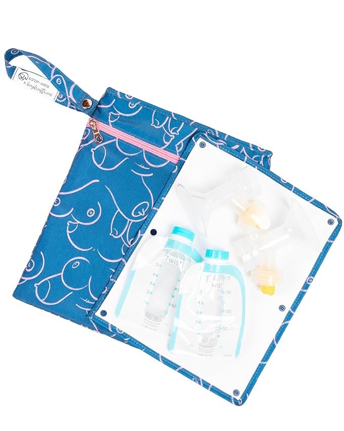Sarah Wells Pumparoo Wet Dry Bag for Breast Pump Parts – Compact Organizer with Waterproof Pocket, Staging Mat & Fridge Hack – Machine Washable Pumping Accessory (Blue Pattern)