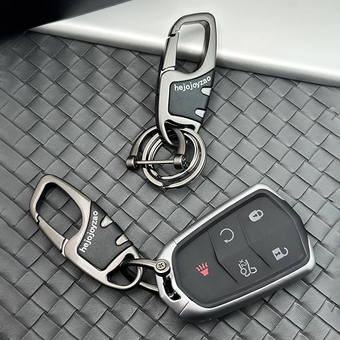 Keychain with Carabiner Clip, 4 Heavy Duty Key Rings and D Ring for Men's Car Key Fob Holder Fits Belt Loops