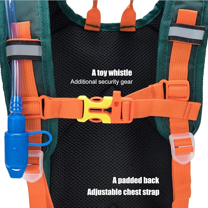 Ivygreen Kids Hydration Backpack, Hiking Backpack for Boys or Girls with 1.5L Water Bladder