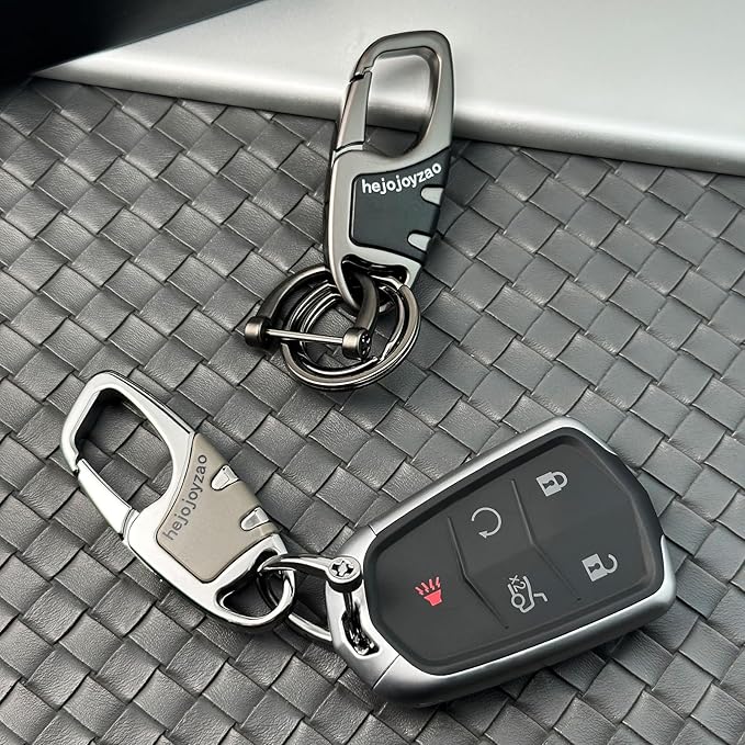 Keychain with Carabiner Clip, 4 Heavy Duty Key Rings and D Ring for Men's Car Key Fob Holder Fits Belt Loops