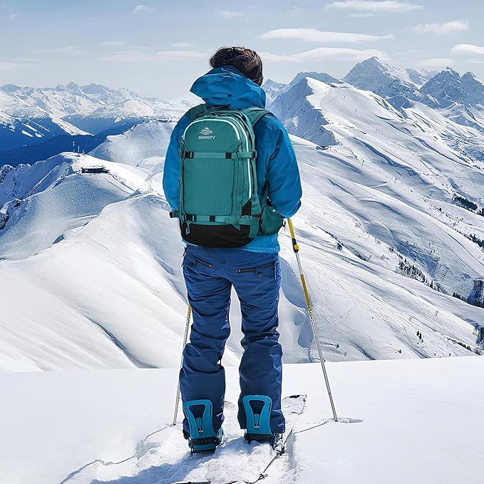 Ski and Snowboard Hydration Backpack, with 2L Water Reservoir and Insulated Harness, 30L Hydration Pack for Skiing, Hiking