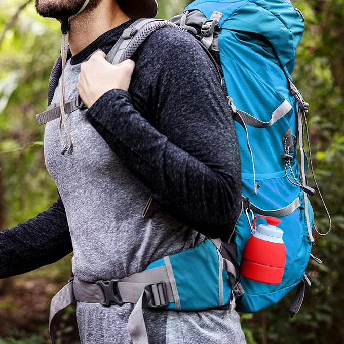 Collapsible Lightweight 20oz Water Bottle, Food-Grade Silicone BPA Free, Foldable Portable Leak Proof Office Travel Cycling Sports Outdoor Water Bottle with Vertical Hook (red, Short nozzle)