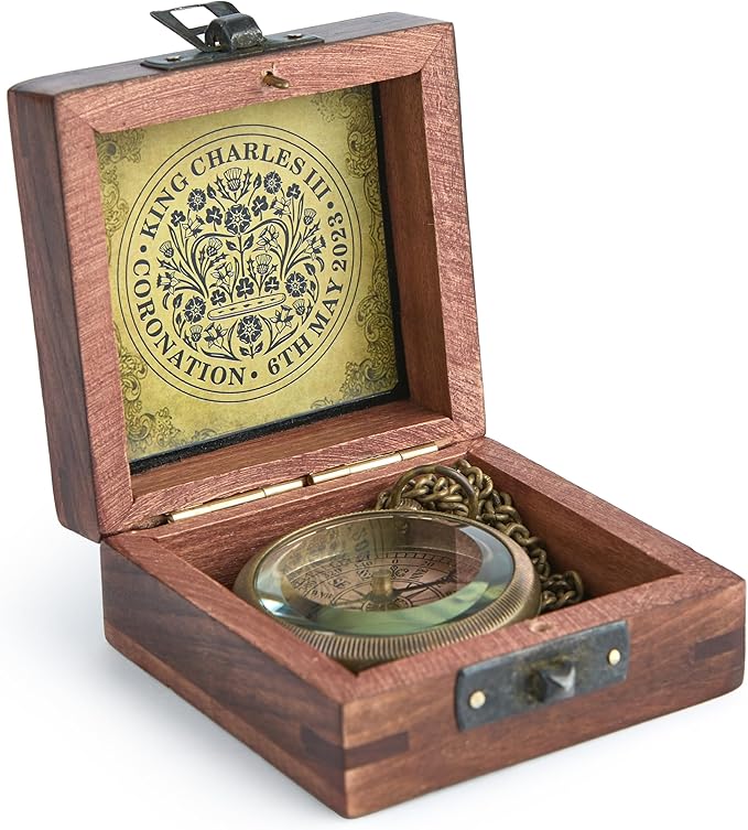 Handmade Antique Vintage Brass Compass | Exquisite Nautical Compass | Home Decor | Pocket Compass Gift for Every Occasion | Super7One