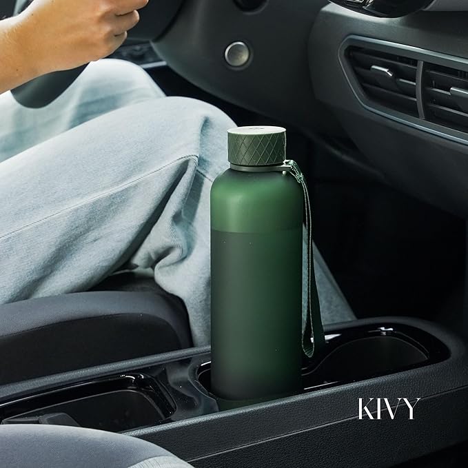 KIVY Slim Water Bottle 32oz [Lightweight & Shatterproof] Fits Backpack & Cupholder for Travel, Sports, School, Gym - Black water bottle no straw for Men - Screw top - Dishwasher Safe
