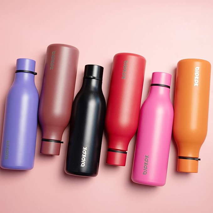 BJPKPK Insulated Water Bottles, 18 oz Stainless Steel Metal Water Bottle with Strap, BPA Free Leak Proof Jugs, Mugs, Flasks, Reusable Thermal Flasks for Sports & Travel, Red