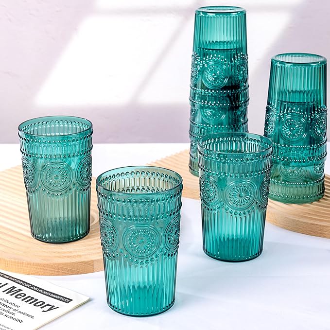 Ciaell 12 Pack Romantic Plastic Water Glasses - 14 Oz Green Vintage Drinking Glasses, Embossed Ribbed Plastic Cups, Textured Striped Set for Juice, Beverages, Beer, Cocktail，St. Patrick's Day