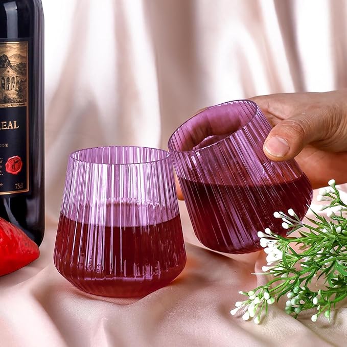 Lueumxc 40 Pack Plastic Ribbed Wine Glasses, 14Oz Origami Disposable Wine Glasses Unbreakable Clear Plastic Cocktail Glasses Recyclable Shatterproof Reusable Wine Cups (14oz-purple-40pack)