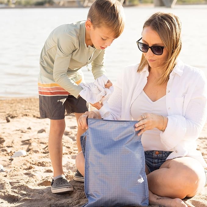Tiny Twinkle Mess Proof Wet Bags | 2-Pack Reusable Waterproof Wet Bags for Swimsuits | Baby Clothes | Travel & Diaper Bag (Rainforest)