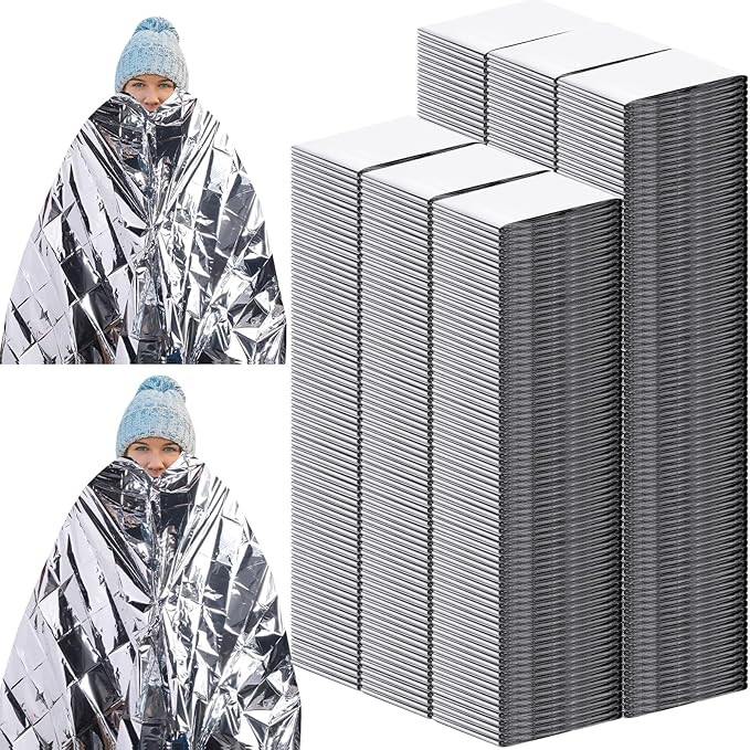 Kanayu 150 Pack 3 Size Safe Emergency Blankets Thermal Survival Space Blanket Large Silver Foil Emergency Gear for Outdoors Hiking Survival Marathons Retain Body Heat