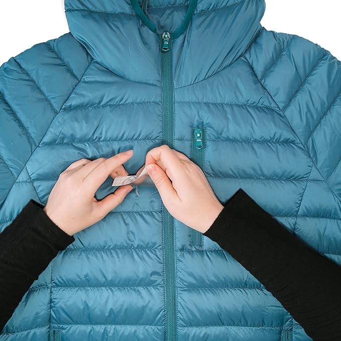 GEAR AID Tenacious Tape Mini Patches with Peel-and-Stick Adhesive to Fix Holes and Tears in Winter Gear, Down Puffer Jackets, Sleeping Bags, Tents, and Rain Gear, Black and Clear, 1 Pack